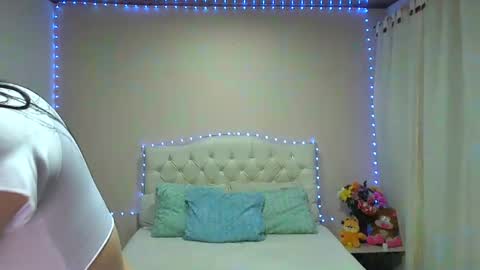 Snapshot of candycarson chatting on 02/16/25, 05:26 CANDYCARSON online show from 02/16/25, 05:26