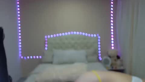 Snapshot of candycarson chatting on 10/07/25, 06:43 CANDYCARSON online show from 10/07/25, 06:43