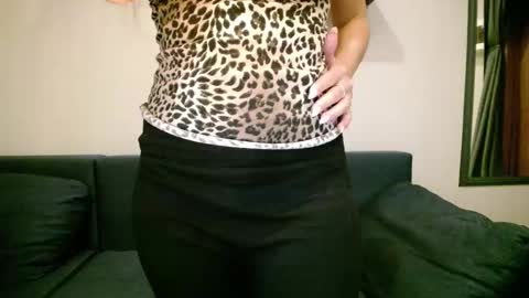 Snapshot of candycathc chatting on 02/06/25, 04:36 candycathc online show from 02/06/25, 04:36