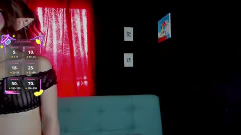 Snapshot of candycloud__ chatting on 06/15/26, 06:10 Mila online show from 06/15/26, 06:10