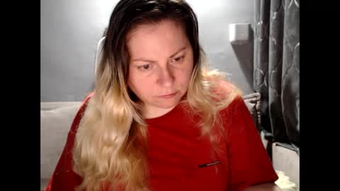 Laura online show from 06/04/26, 08:26