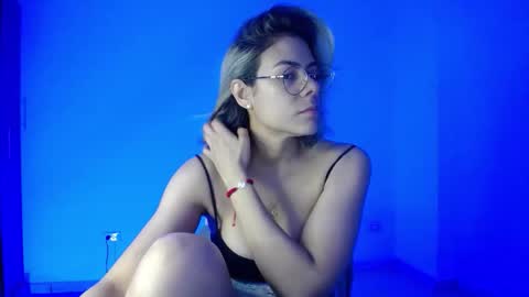 Candy Dowson online show from 10/07/25, 10:45