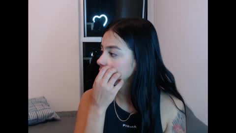 Sara online show from 12/20/25, 01:56