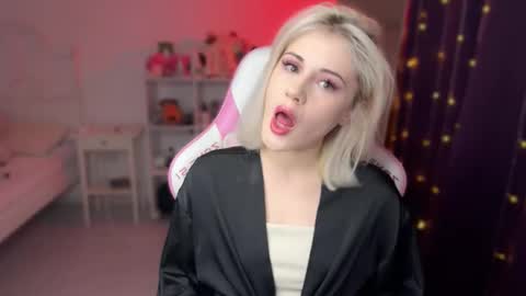 You can call me HH online show from 11/01/25, 06:21