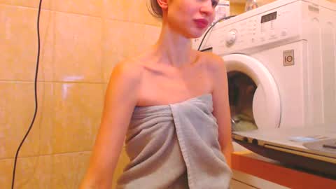 CANDYJESx online show from 12/11/24, 10:36