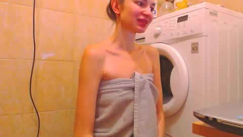 CANDYJESx online show from 12/15/24, 12:49