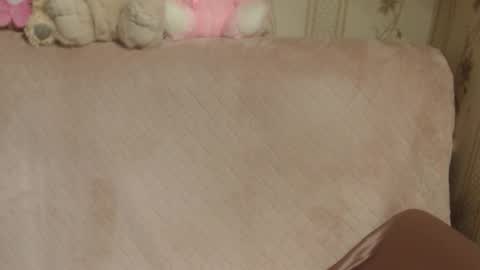 say meow and send tip  online show from 03/28/26, 11:15