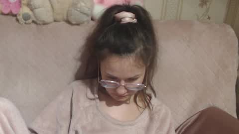 say meow and send tip  online show from 03/29/26, 03:34