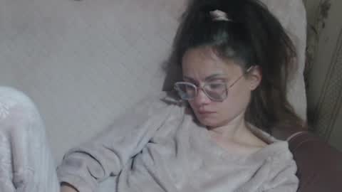 say meow and send tip  online show from 04/20/26, 06:53