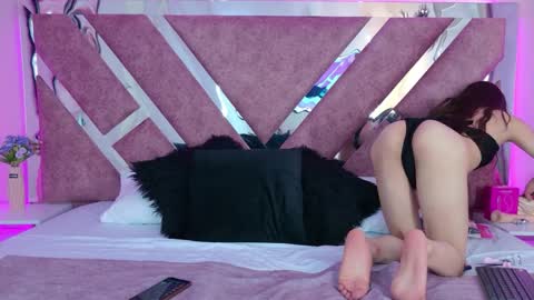 candyluxury_ online show from 03/29/26, 12:16