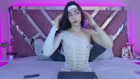 candyluxury_ online show from 06/29/26, 12:38