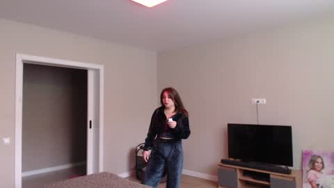 candymini online show from 01/25/25, 08:53