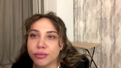 candymini online show from 11/11/25, 02:17