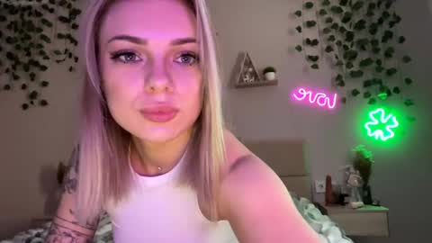 Snapshot of candyrass chatting on 05/16/26, 10:36 Candy online show from 05/16/26, 10:36