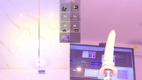 Candy online show from 04/17/26, 04:48