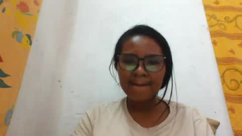 Snapshot of candysourensx chatting on 06/18/26, 12:09 CandySourensx online show from 06/18/26, 12:09