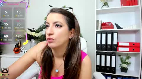 Candy  My pleasure its in  your hands online show from 10/28/25, 09:57