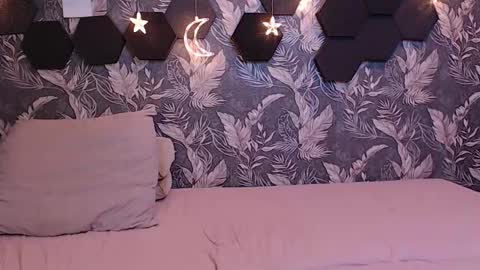 Mia online show from 03/13/26, 03:57