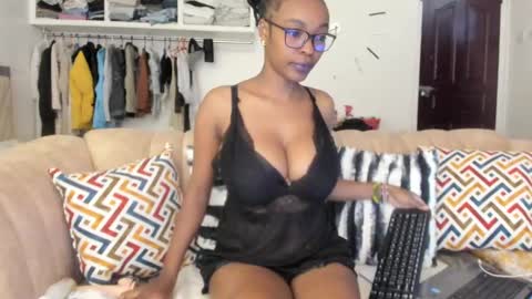 Canela online show from 01/24/25, 10:00