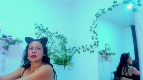 canelaa___ online show from 10/10/25, 02:38