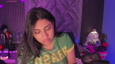 GABRIELA LOPEZ online show from 10/22/25, 04:13