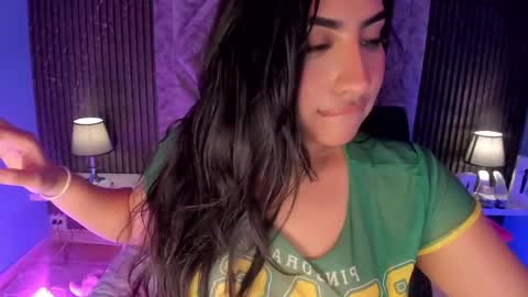 GABRIELA LOPEZ online show from 11/14/25, 05:39