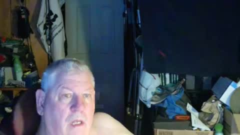 canoelicker69 online show from 09/19/25, 06:37