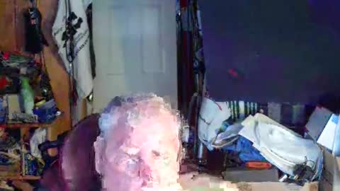 canoelicker69 online show from 09/27/25, 04:45