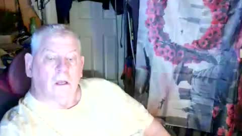 canoelicker69 online show from 04/15/26, 07:58