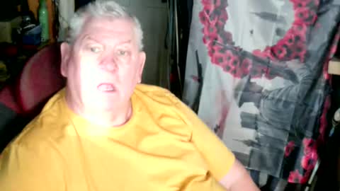 Snapshot of canoelicker69 chatting on 04/26/26, 12:47 canoelicker69 online show from 04/26/26, 12:47