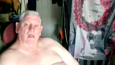 Snapshot of canoelicker69 chatting on 05/09/26, 02:55 canoelicker69 online show from 05/09/26, 02:55