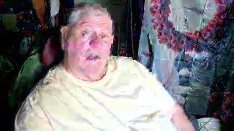 Snapshot of canoelicker69 chatting on 05/17/26, 01:51 canoelicker69 online show from 05/17/26, 01:51