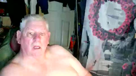 Snapshot of canoelicker69 chatting on 05/28/26, 05:21 canoelicker69 online show from 05/28/26, 05:21