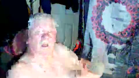 Snapshot of canoelicker69 chatting on 06/01/26, 07:15 canoelicker69 online show from 06/01/26, 07:15