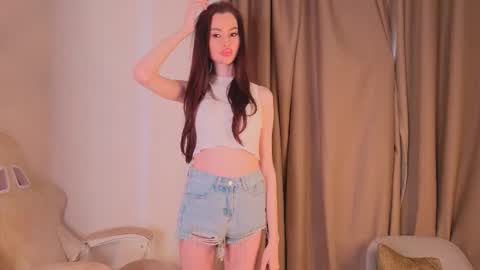 Snapshot of cantoofmoans chatting on 02/26/26, 09:30 Anna online show from 02/26/26, 09:30