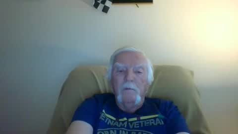 Snapshot of capecod21 chatting on 02/02/25, 08:51 capecod21 online show from 02/02/25, 08:51