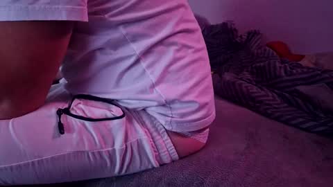 capoo24 online show from 02/03/25, 07:42