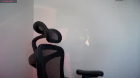 Emma online show from 01/23/25, 02:28