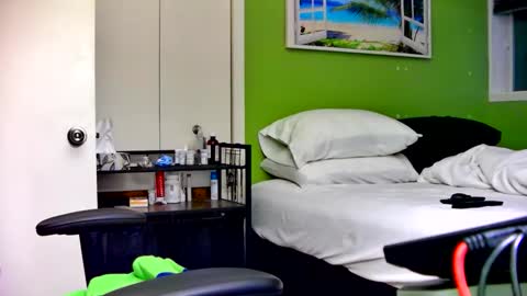 capricorne1965 online show from 02/14/26, 01:46