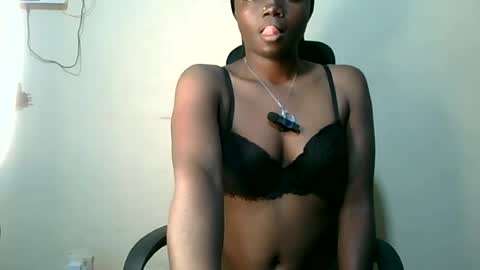 Snapshot of capriellah chatting on 06/29/26, 07:36 capriellah online show from 06/29/26, 07:36