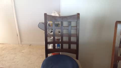 Snapshot of capt5105 chatting on 02/17/25, 03:04 capt5105 online show from 02/17/25, 03:04