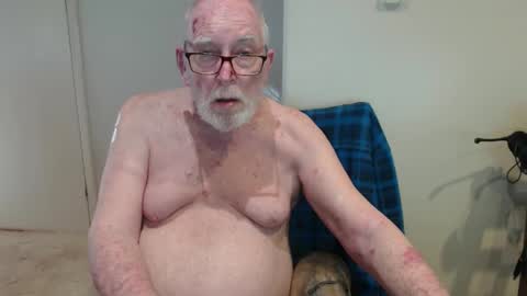 Snapshot of capt5105 chatting on 10/12/25, 11:04 capt5105 online show from 10/12/25, 11:04