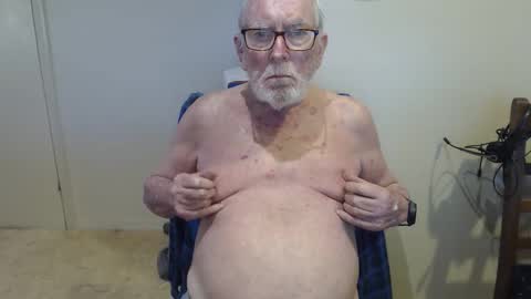 Snapshot of capt5105 chatting on 04/13/26, 10:59 capt5105 online show from 04/13/26, 10:59