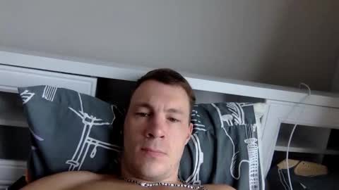 follow my twitter  online show from 12/05/25, 06:11