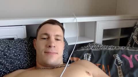 follow my twitter  online show from 12/19/25, 06:42