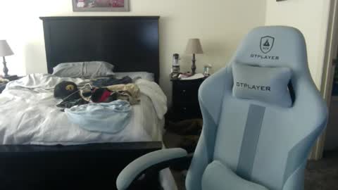 captmorgan30263 online show from 04/13/26, 04:12