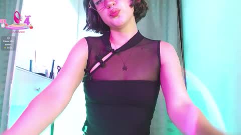 Amy online show from 10/24/25, 03:36