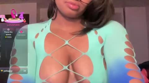 pretty hazel online show from 01/10/26, 02:35