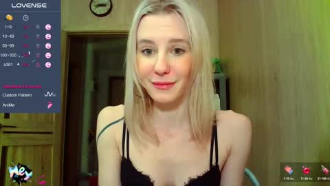 Snapshot of caramel_pie_ chatting on 02/15/25, 06:33 caramel online show from 02/15/25, 06:33