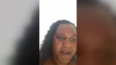 Snapshot of caramelgoddess14 chatting on 07/11/26, 04:43 caramelgoddess14 online show from 07/11/26, 04:43